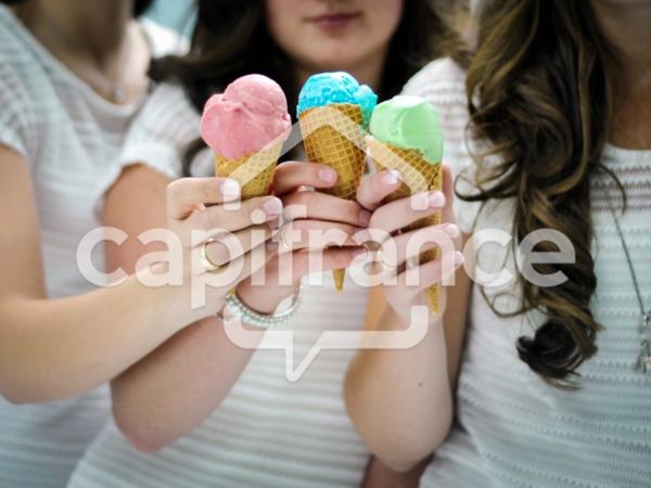 HERAULT (34280) LA GRANDE MOTTE (34280) à vendre fonds de commerce GLACIER en emplacement N°1 la mer à 150 m