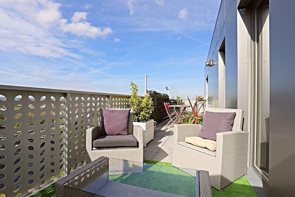 Appartement Nanterre 5 pièce(s) 100 m2 €595 000 ** - Référence 14559