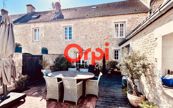 Maison à vendre    6 pièces • 126,97 m2 Bernières-sur-Mer