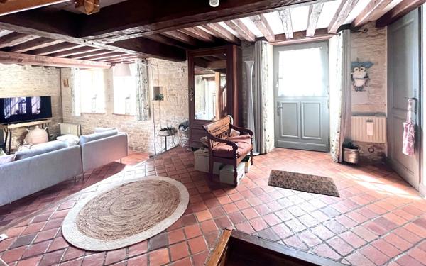 Maison à vendre    6 pièces • 126,97 m2 Bernières-sur-Mer