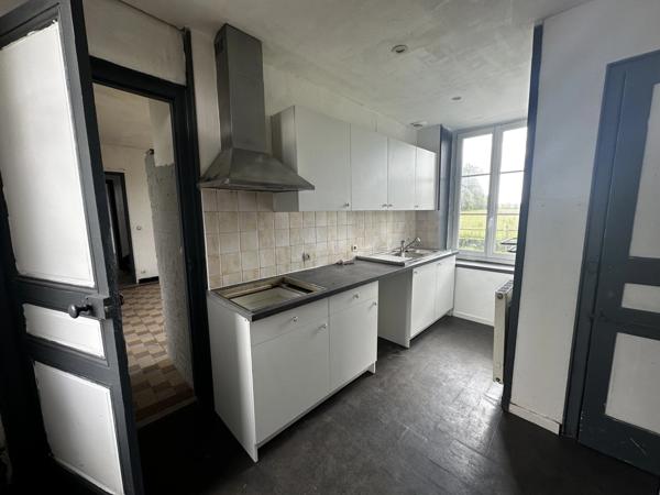 Ensemble de caractère avec 3,7 hectares de terrain