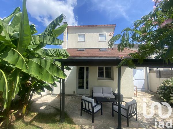 Maison à vendre 6 pièces 122 m² Sainte-Geneviève-des-Bois