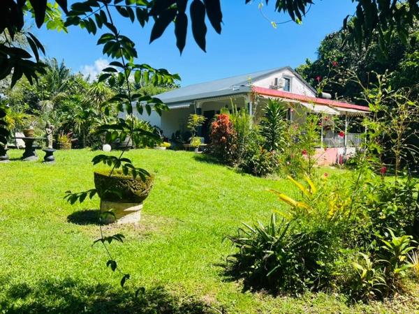 Havre de paix - Propriété au calme secteur recherché