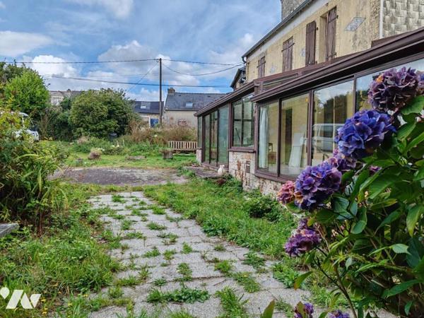 2306 - BRENNILIS - MAISON EN PIERRES DE 106M² AVEC DEPENDANCES SUR UN TERRAIN DE 1071M²