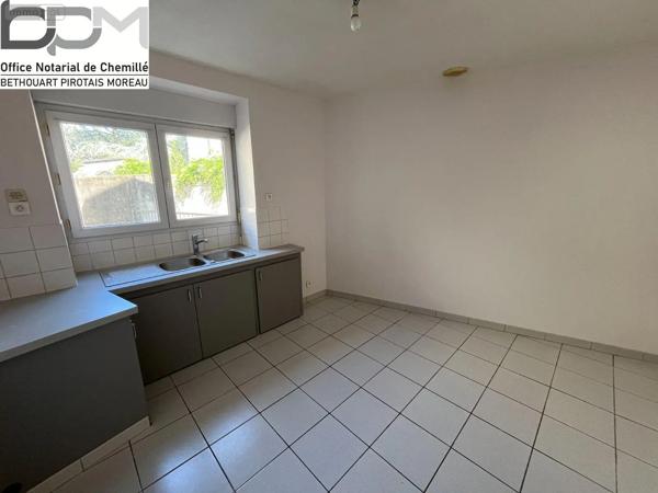 Achat - Immeuble Chemillé-en-Anjou 49120 135 m 2 155 m 2
