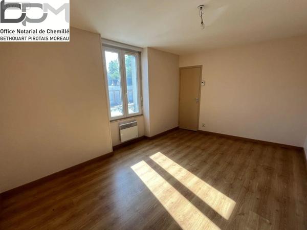 Achat - Immeuble Chemillé-en-Anjou 49120 135 m 2 155 m 2