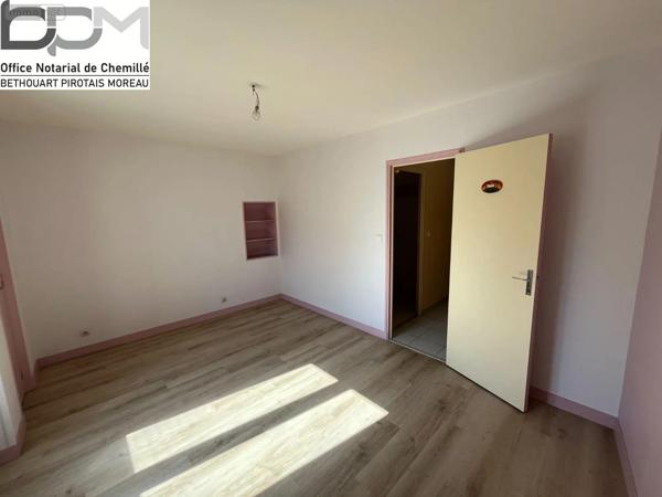 Achat - Immeuble Chemillé-en-Anjou 49120 135 m 2 155 m 2