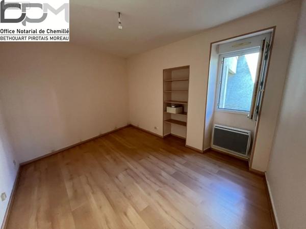 Achat - Immeuble Chemillé-en-Anjou 49120 135 m 2 155 m 2