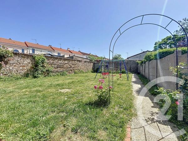Maison à vendre  9 pièces - 150 m 2   CHOLET  - 49