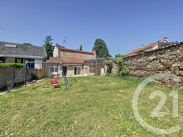 Maison à vendre  9 pièces - 150 m 2   CHOLET  - 49