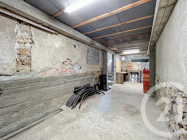 Maison à vendre  9 pièces - 150 m 2   CHOLET  - 49