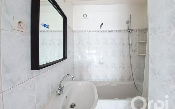 Appartement à vendre    2 pièces •  Laxou