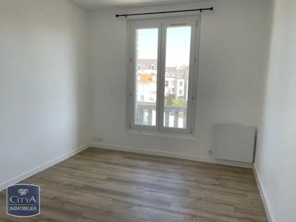 Appartement à louer 2 pièces 37m² Cherbourg-en-Cotentin (50120)