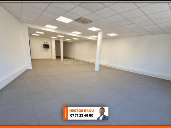 Local/bureau à louer 111 m² SETE (34)