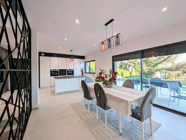 Maison Chambery 9 pièces 300 m2