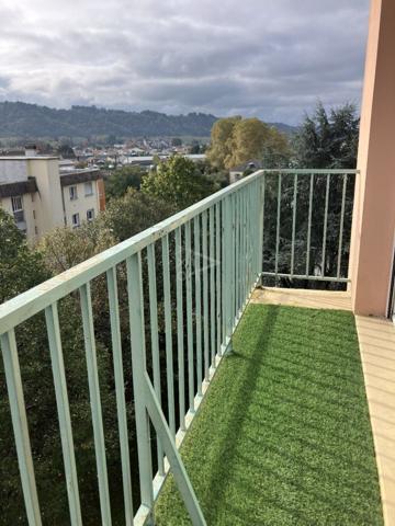 POUR INVESTISSEUR BILLERE APPARTEMENT OCCUPE