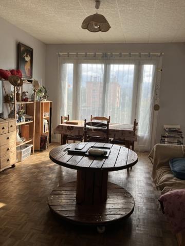 POUR INVESTISSEUR BILLERE APPARTEMENT OCCUPE