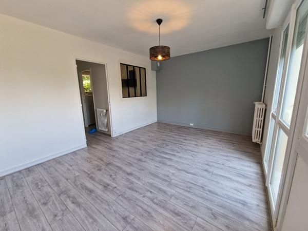 Studio de 29,27 m² Mondeville - Commerces et bus au pied de la résidence