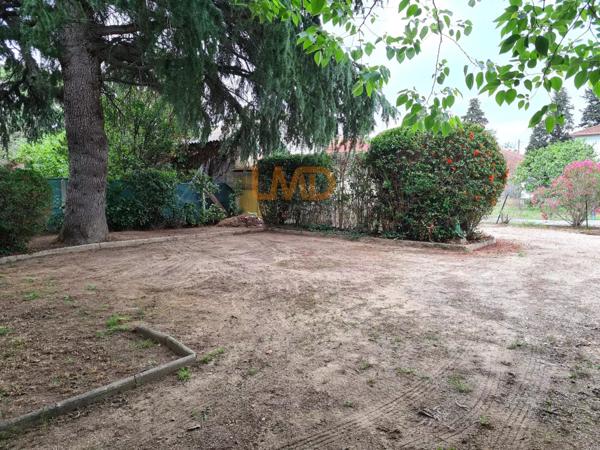 AU Calme - 4 Chambres - 2 Garages - Grand Terrain