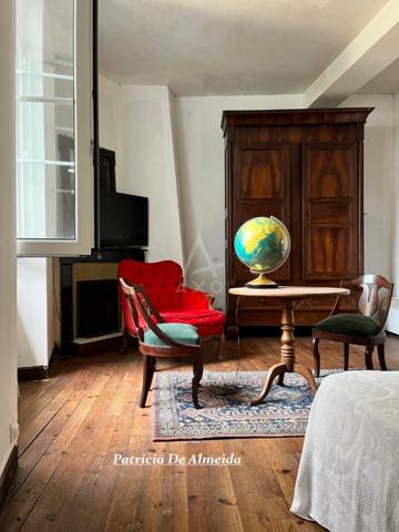 MAISON DE VILLE RENOVEE AVEC CACHET AU COEUR DE SALIES DE BEARN