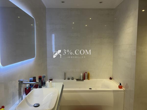 Propriete 7 pièce(s) 5 chambre(s) 281.75 m²