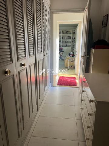 Propriete 7 pièce(s) 5 chambre(s) 281.75 m²