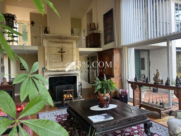 Propriete 7 pièce(s) 5 chambre(s) 281.75 m²