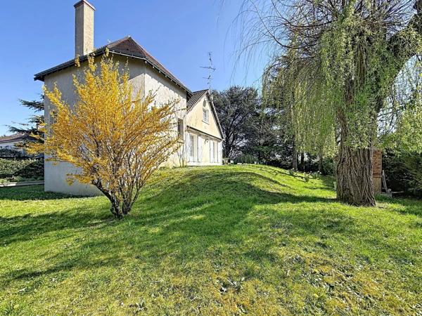 Maison familiale  à vendre 6 pièces JOUE LES TOURS (37)