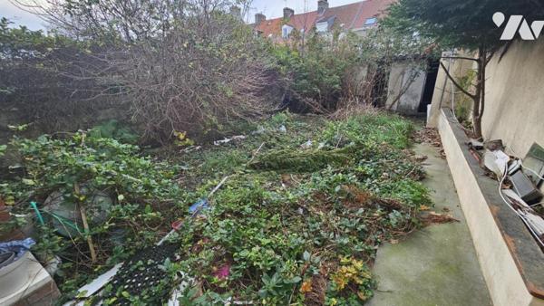 Maison de Ville 3 chambres jardin garage. 