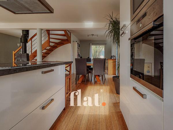 Maison BBC non-mitoyenne | pièce de vie 50m2 | chambres 15m2 | DPE B | Vie plain-pied