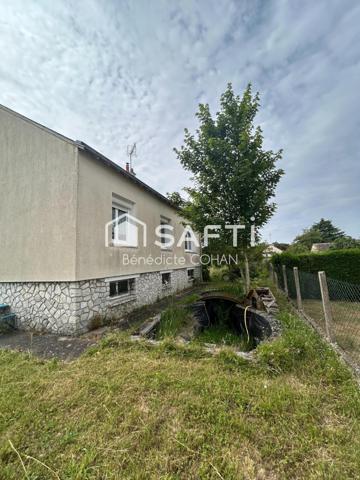 Maison 93 m2, avec sous sol total et garage double.