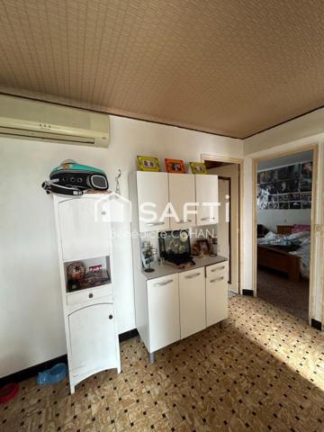 Maison 93 m2, avec sous sol total et garage double.