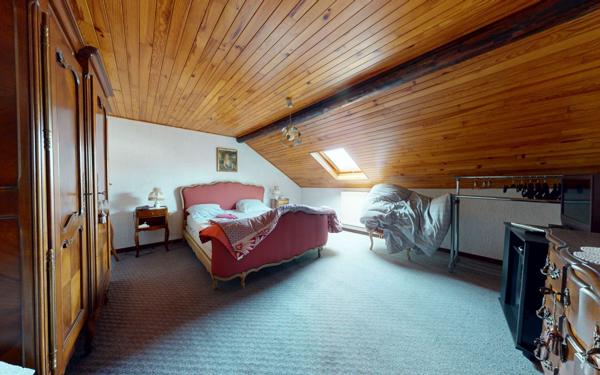 Maison à vendre    7 pièces •  Yutz