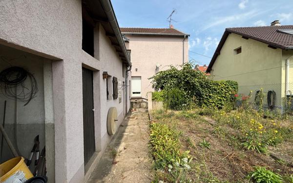 Maison à vendre    7 pièces •  Yutz