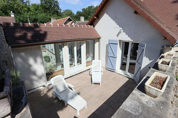 Maison Poissy 10 pièce(s) 291m2 €649 000 ** - Référence 8517