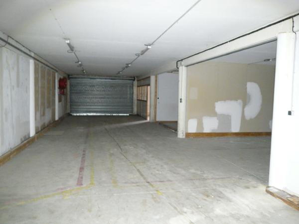 ⚜ A LOUER CHATEAUBERNARD Zone Commercial Local Bureau ⚜