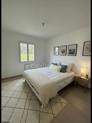 Belle maison avec piscine sur un terrain de 7800 m2 (65)