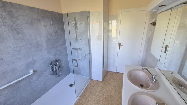 Gouesnach (29950) GOUESNACH BELLE MAISON AVEC ATELIER