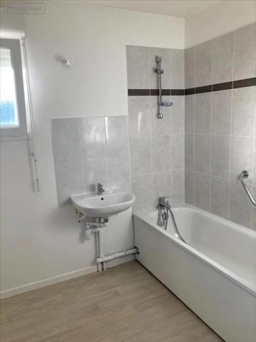 Location - Appartement Saint-Étienne-du-Rouvray 76800 3 pièces 63 m 2