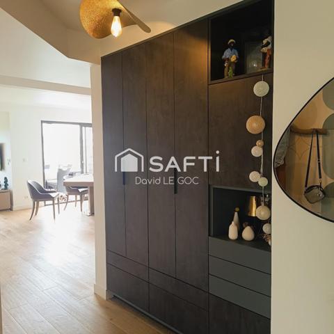 Concarneau :  A 500 m de la plage des Sables Blancs, contemporaine de 2021 classée A 131 m² belle suite parentale en rdc, jardin joliement paysagé