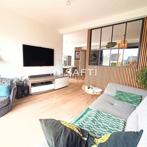 Concarneau :  A 500 m de la plage des Sables Blancs, contemporaine de 2021 classée A 131 m² belle suite parentale en rdc, jardin joliement paysagé