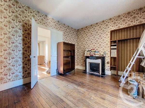 Maison à vendre  10 pièces - 204,61 m2 VARENNES SUR ALLIER - 03