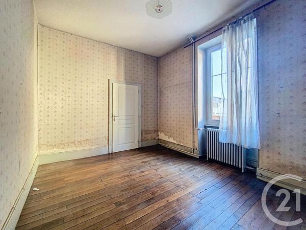 Maison à vendre  10 pièces - 204,61 m2 VARENNES SUR ALLIER - 03