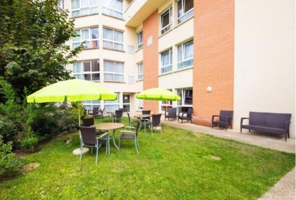 INVESTISSEMENT LOCATIF  ARNOUVILLE LES GONESSES  Résidence Ehpad Emeis Le Clos d'Arnouville - 6.10% de rentabilité