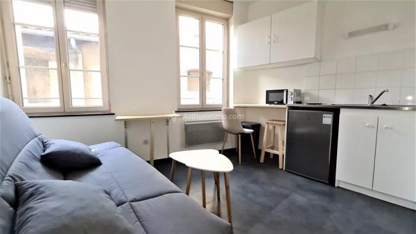 Location                                                      Appartement
                        
                     1 pièces                      14 m2                     à Albi