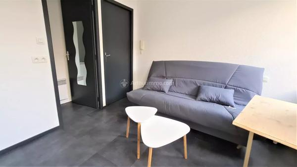 Location                                                      Appartement
                        
                     1 pièces                      14 m2                     à Albi