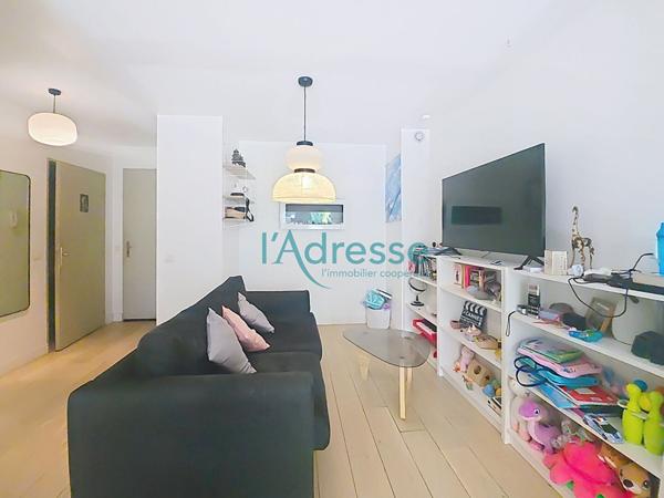 Appartement 2 pièce 38m² + RDJ 70m² et parking