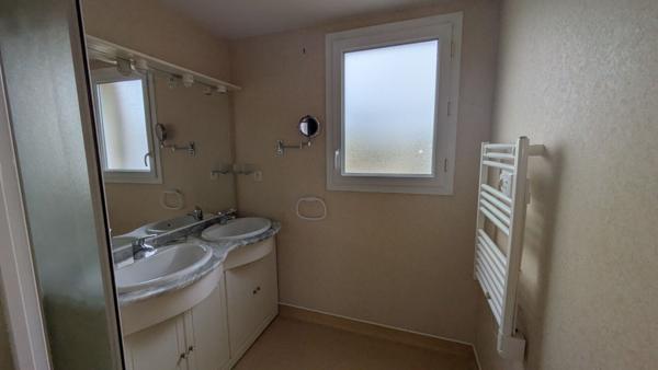 Appartement 5 pièces à vendre Rochefort - 17300 / Réf: 3276