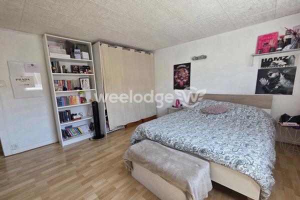 Maison à vendre 4 pièces de 109 m² à Valenciennes