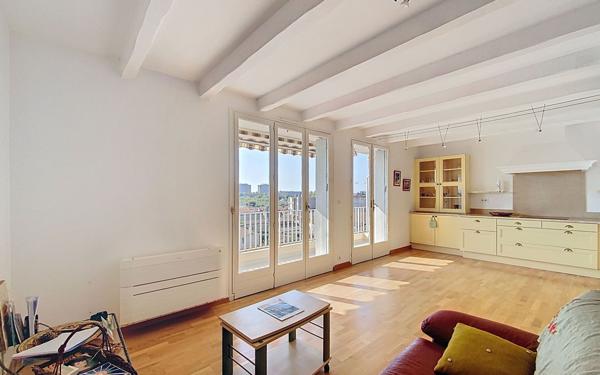 Appartement à vendre    4 pièces • 77,42 m2 Avignon